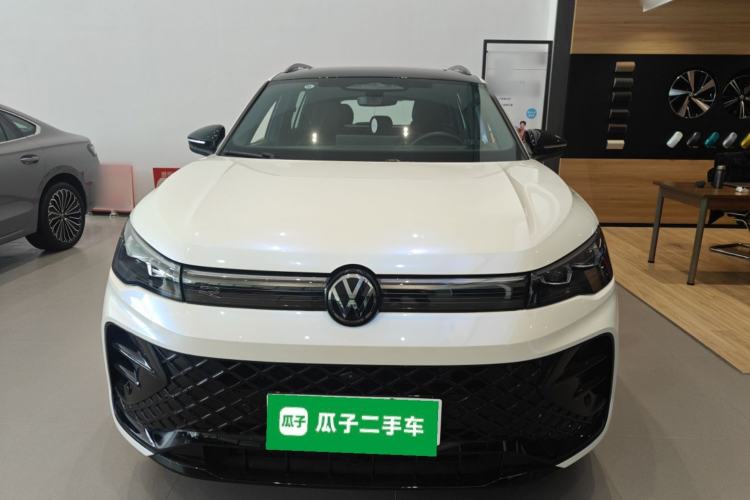 Used Volkswagen Tiguan L 2024 PRO 380TSI Four-Wheel Drive R-Line Prestige Edition Front