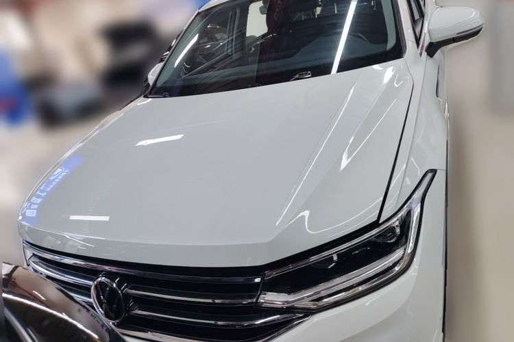 Used Volkswagen Tiguan L 2024 330TSI Automatic Two-Wheel Drive R-Line Enhanced Edition Front