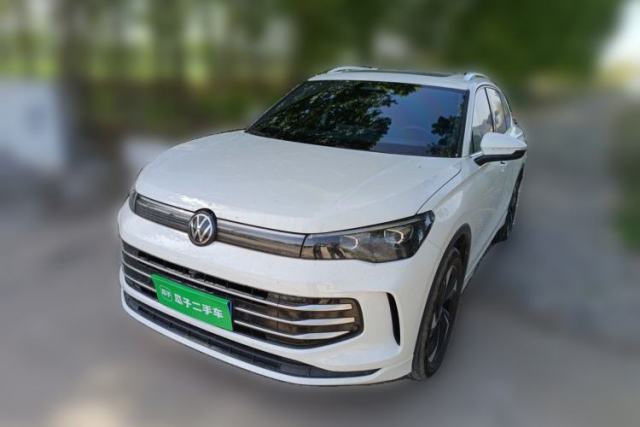Used Volkswagen Tiguan L 2024 PRO 330TSI Two-Wheel Drive Smart Edition