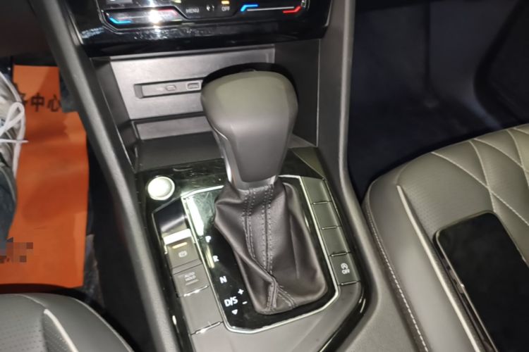 Used Volkswagen Tiguan L 2024 300TSI Automatic Two-Wheel Drive Smart Edition Gear Lever