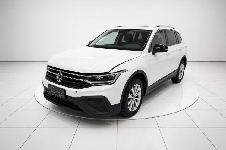 Volkswagen Tiguan L 2024 Outstanding Model 300TSI Automatic Two-Wheel Drive Longteng Edition