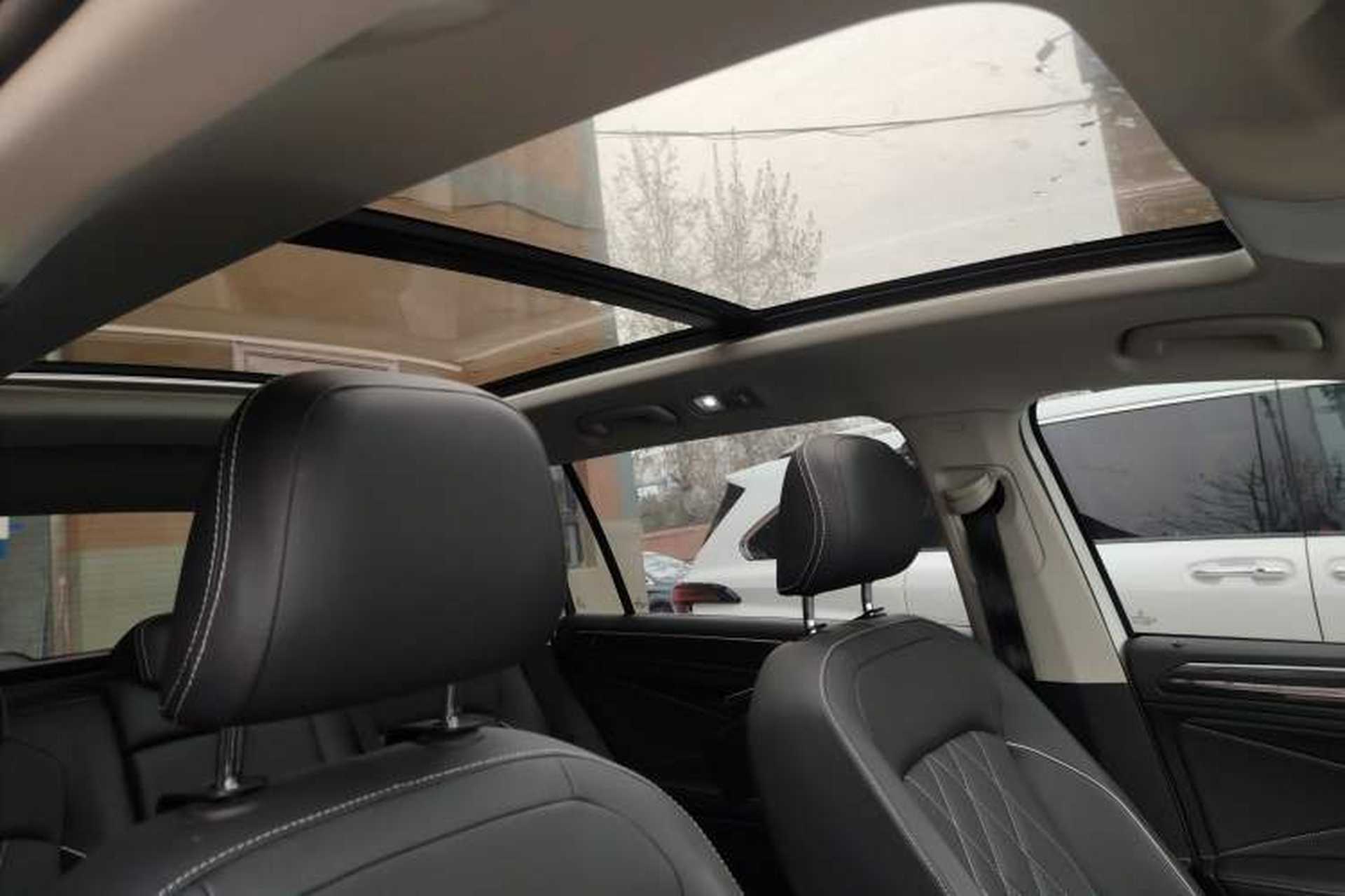Used Volkswagen Tiguan L 2024 300TSI Automatic Two-Wheel Drive Smart Edition Headliner