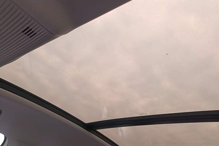 Used Volkswagen Tiguan L 2024 PRO 330TSI Two-Wheel Drive Smart Drive Edition Headliner