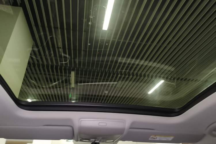 Used Volkswagen Tiguan L 2024 300TSI Automatic Two-Wheel Drive Smart Edition Headliner