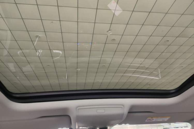 Used Volkswagen Tiguan L 2024 330TSI Automatic Two-Wheel Drive R-Line Enhanced Edition Headliner