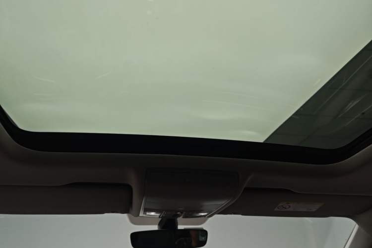 Used Volkswagen Tiguan L 2024 330TSI Automatic Two-Wheel Drive R-Line Enhanced Edition Headliner