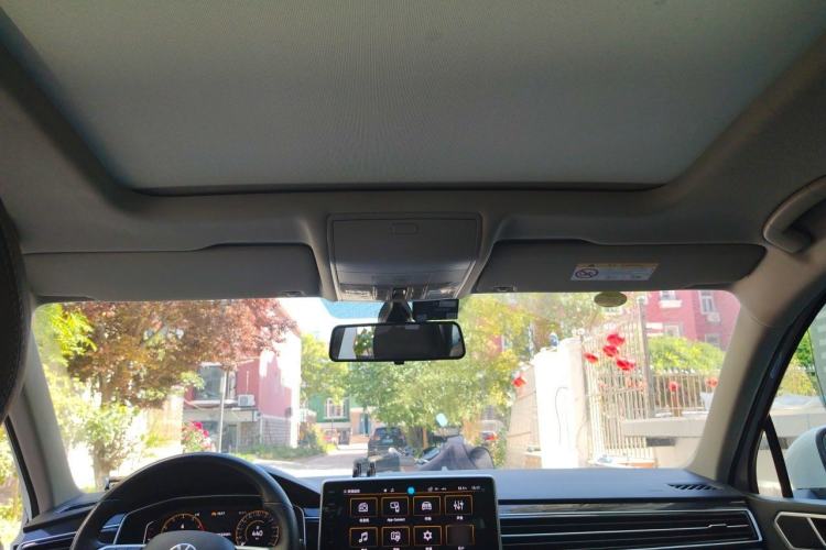 Used Volkswagen Tiguan L 2024 300TSI Automatic Two-Wheel Drive Smart Edition Headliner