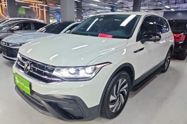 Used Volkswagen Tiguan L 2024 300TSI Automatic Two-Wheel Drive Smart Edition