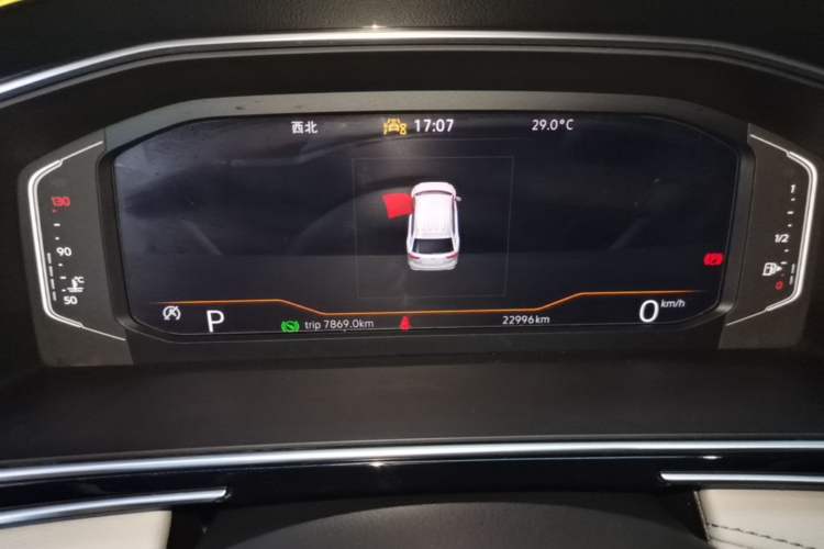 Used Volkswagen Tiguan L 2024 Outstanding Model 300TSI Automatic Two-Wheel Drive Longteng Edition Instrument Cluster