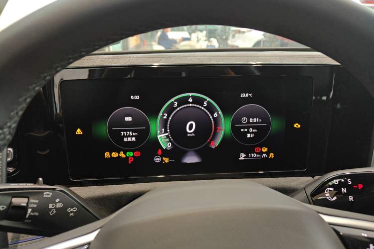 Used Volkswagen Tiguan L 2024 PRO 380TSI Four-Wheel Drive R-Line Prestige Edition Instrument Cluster