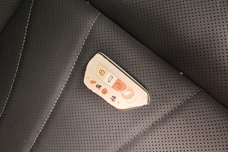 Used Volkswagen Tiguan L 2024 PRO 330TSI Two-Wheel Drive Smart Edition Interior 1