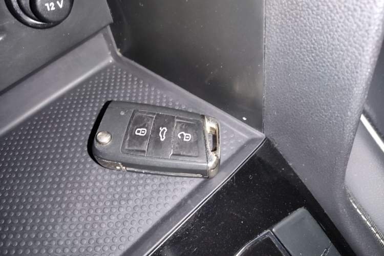 Used Volkswagen Tiguan L 2024 330TSI Automatic Two-Wheel Drive R-Line Enhanced Edition Interior 1