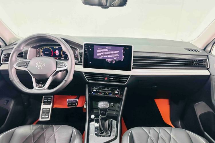 Used Volkswagen Tiguan L 2024 330TSI Automatic Two-Wheel Drive R-Line Enhanced Edition Interior 2