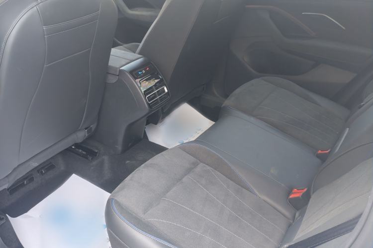 Used Volkswagen Tiguan L 2024 PRO 380TSI Four-Wheel Drive R-Line Prestige Edition Interior 6
