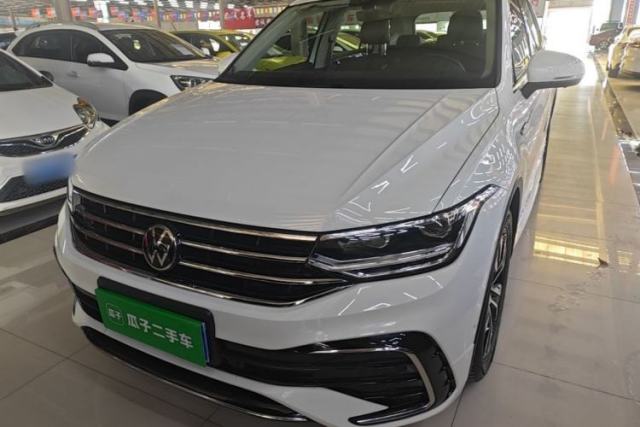 Ojetý Volkswagen Tiguan L 2024 330TSI Automatic Two-Wheel Drive R-Line Enhanced Edition