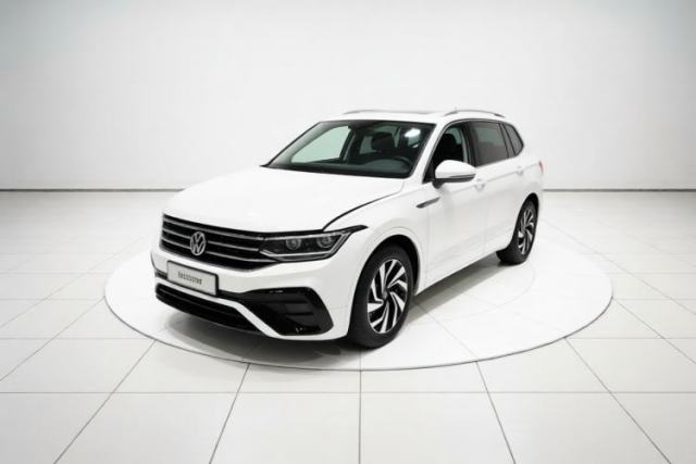 Volkswagen Tiguan L 2024 300TSI Automatic Two-Wheel Drive Smart Edition usado