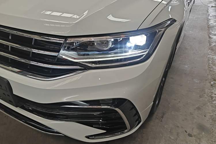 Used Volkswagen Tiguan L 2024 330TSI Automatic Two-Wheel Drive R-Line Enhanced Edition Left Front Headlight