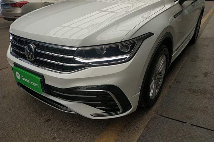 Used Volkswagen Tiguan L 2024 300TSI Automatic Two-Wheel Drive Smart Edition Left Front Headlight