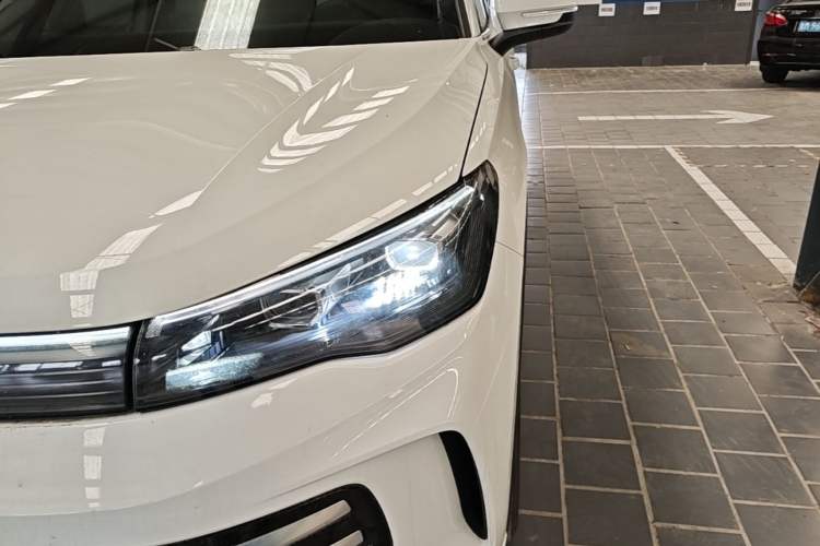 Used Volkswagen Tiguan L 2024 PRO 330TSI Two-Wheel Drive Smart Edition Left Front Headlight