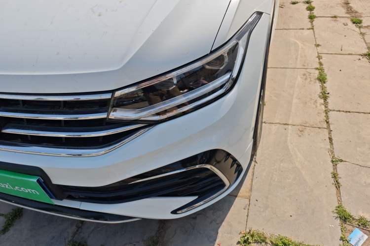 Used Volkswagen Tiguan L 2024 330TSI Automatic Two-Wheel Drive R-Line Enhanced Edition Left Front Headlight