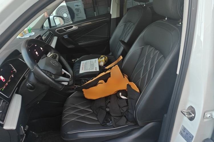 Used Volkswagen Tiguan L 2024 330TSI Automatic Two-Wheel Drive R-Line Enhanced Edition Left Front Seat