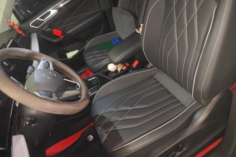 Used Volkswagen Tiguan L 2024 300TSI Automatic Two-Wheel Drive Smart Edition Left Front Seat