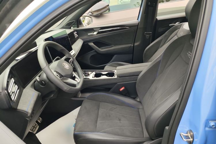 Used Volkswagen Tiguan L 2024 PRO 380TSI Four-Wheel Drive R-Line Prestige Edition Left Front Seat