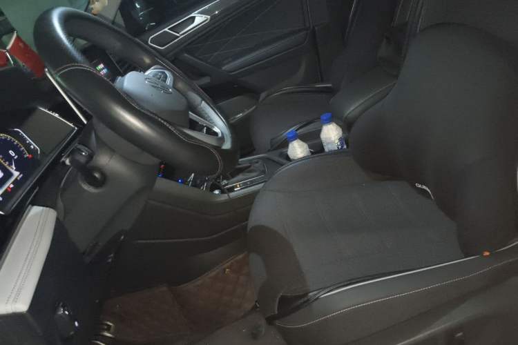 Used Volkswagen Tiguan L 2024 Outstanding Model 330TSI Automatic Two-Wheel Drive R-Line Dragon Glory Edition Left Front Seat