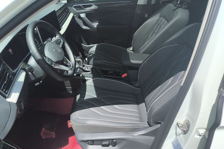 Used Volkswagen Tiguan L 2024 Outstanding Model 300TSI Automatic Two-Wheel Drive Longteng Edition Left Front Seat