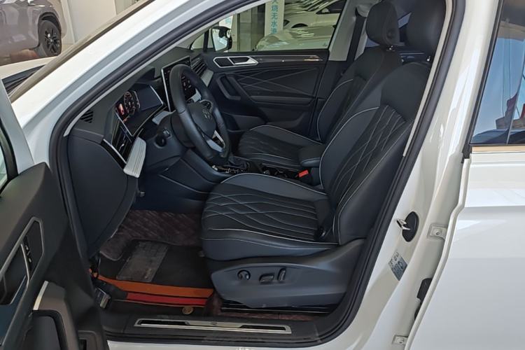 Used Volkswagen Tiguan L 2024 330TSI Automatic Two-Wheel Drive R-Line Enhanced Edition Left Front Seat