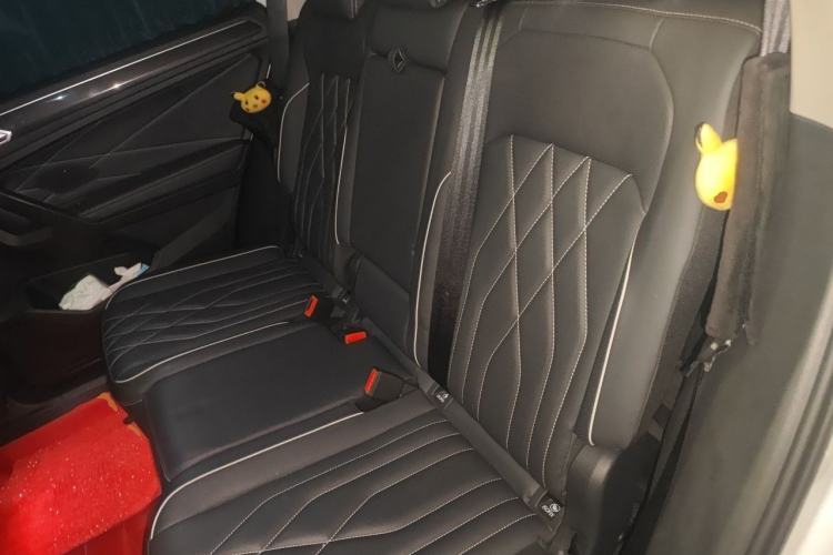 Used Volkswagen Tiguan L 2024 300TSI Automatic Two-Wheel Drive Smart Edition Left Rear Seat