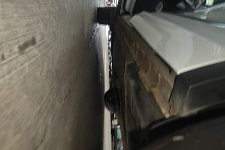 Used Volkswagen Tiguan L 2024 330TSI Automatic Two-Wheel Drive R-Line Enhanced Edition Left Side Sill