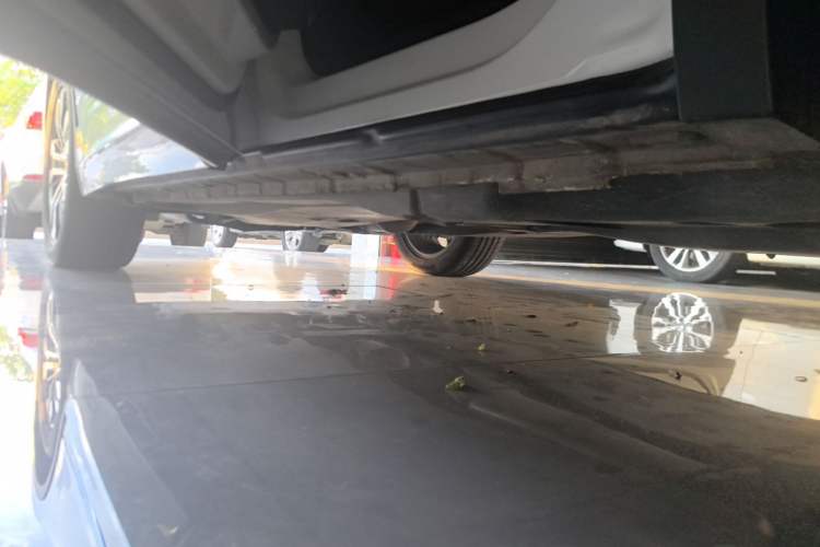 Used Volkswagen Tiguan L 2024 330TSI Automatic Two-Wheel Drive R-Line Enhanced Edition Left Side Sill