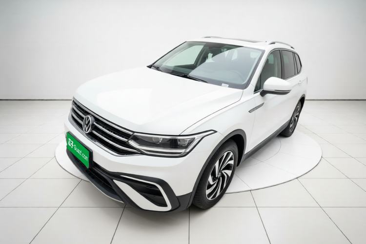 Ojetý Volkswagen Tiguan L 2024 300TSI Automatic Two-Wheel Drive Smart Edition Guazi used car, China used car export, Used car for sale, Used cars, Cheapest cars for sale