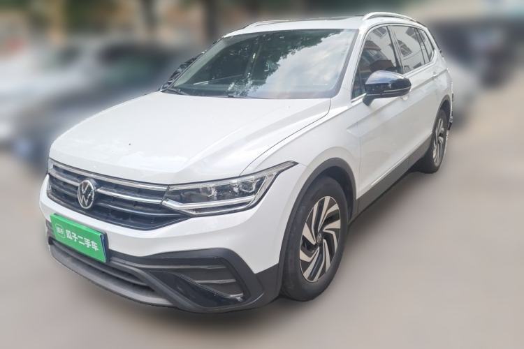 Used Volkswagen Tiguan L 2024 300TSI Automatic Two-Wheel Drive Smart Edition Guazi used car, China used car export, Used car for sale, Used  cars, Cheapest cars for sale