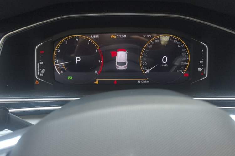 Used Volkswagen Tiguan L 2024 300TSI Automatic Two-Wheel Drive Smart Edition Odometer Close Up