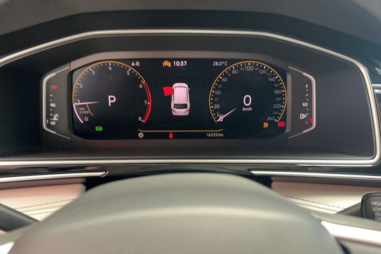 Used Volkswagen Tiguan L 2024 300TSI Automatic Two-Wheel Drive Smart Edition Odometer Close Up