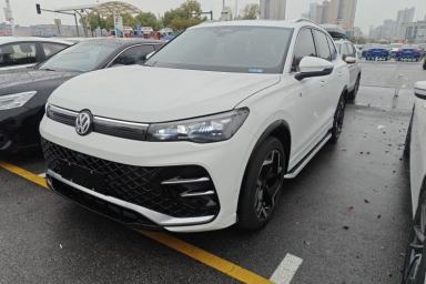 Used Volkswagen Tiguan L 2024 PRO 330TSI Two-Wheel Drive R-Line Smart Edition