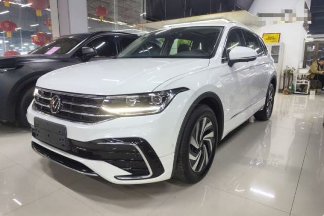 Used Volkswagen Tiguan L 2024 Outstanding Model 330TSI Automatic Two-Wheel Drive R-Line Dragon Glory Edition