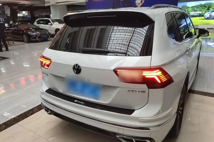 Used Volkswagen Tiguan L 2024 330TSI Automatic Two-Wheel Drive R-Line Enhanced Edition Rear
