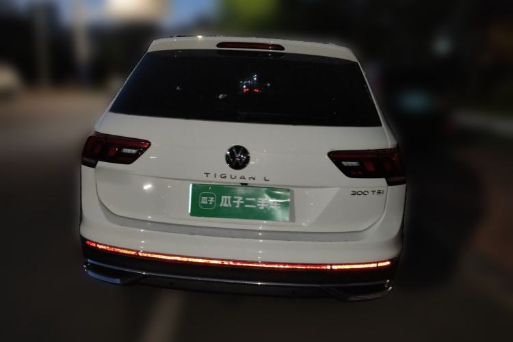 Used Volkswagen Tiguan L 2024 Outstanding Model 300TSI Automatic Two-Wheel Drive Longteng Edition Rear