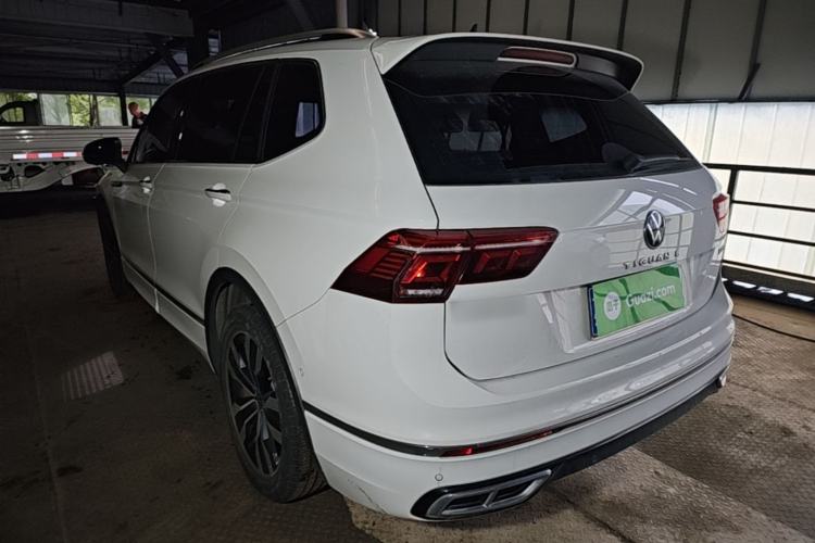 Used Volkswagen Tiguan L 2024 330TSI Automatic Two-Wheel Drive R-Line Enhanced Edition Rear Left 45 Deg