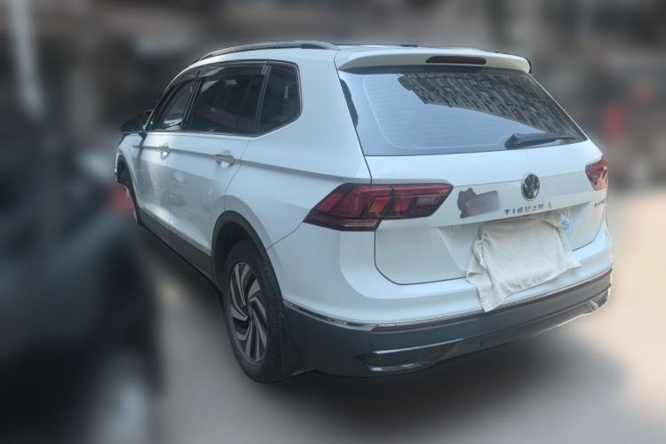 Used Volkswagen Tiguan L 2024 300TSI Automatic Two-Wheel Drive Smart Edition Rear Left 45 Deg