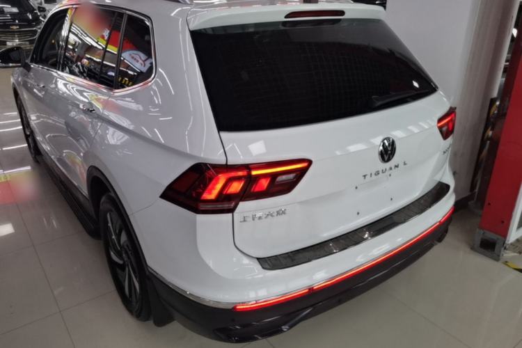 Used Volkswagen Tiguan L 2024 Outstanding Model 300TSI Automatic Two-Wheel Drive Longteng Edition Rear Left 45 Deg