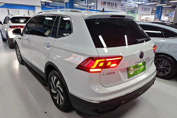 Used Volkswagen Tiguan L 2024 300TSI Automatic Two-Wheel Drive Smart Edition Rear Left 45 Deg