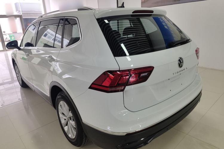 Used Volkswagen Tiguan L 2024 Outstanding Model 300TSI Automatic Two-Wheel Drive Longteng Edition Rear Left 45 Deg
