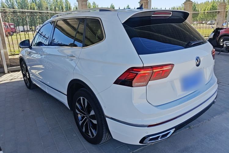 Used Volkswagen Tiguan L 2024 330TSI Automatic Two-Wheel Drive R-Line Enhanced Edition Rear Left 45 Deg