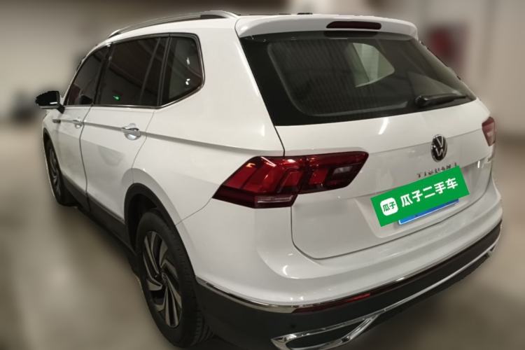 Used Volkswagen Tiguan L 2024 300TSI Automatic Two-Wheel Drive Smart Edition Rear Left 45 Deg