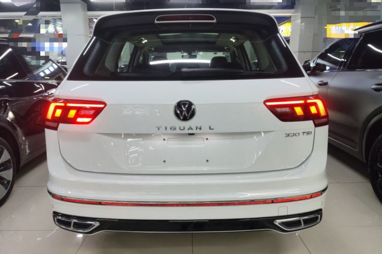 Used Volkswagen Tiguan L 2024 Outstanding Model 330TSI Automatic Two-Wheel Drive R-Line Dragon Glory Edition Rear