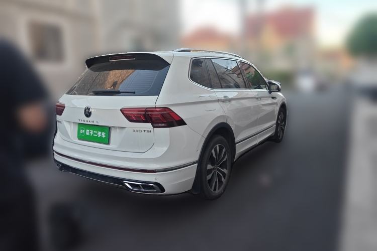 Used Volkswagen Tiguan L 2024 330TSI Automatic Two-Wheel Drive R-Line Enhanced Edition Rear Right 45 Deg